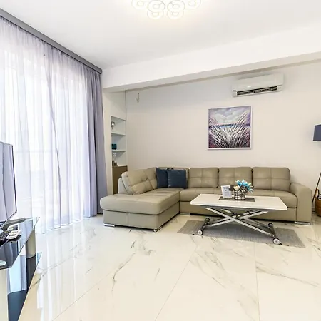 Sea Stars Premium Luxury With Private Pools * Hanioti
